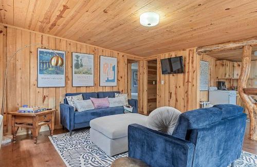 Custer House | The Monet- BHBungalows #1