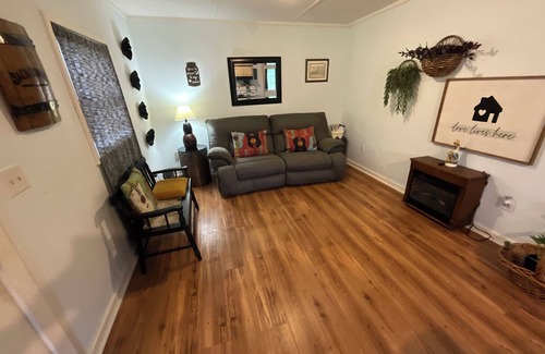 Monteagle House | The Monteagle Nest