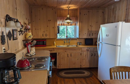 Pinehurst Cottage | The Moore's Cabin