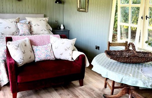 Meare Other | The Moorhen