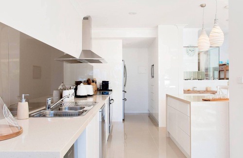 Soldiers Point House | The Moorings, 15/4 Cromarty Road - stunning with water views & pool