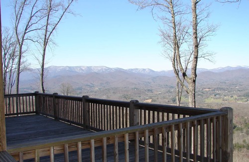 Clarks Chapel House | The Most Spectacular Views in the Smokies!