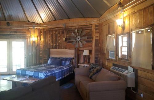 Genoa House | The Mountaineer - Rustic Mountain Yurt