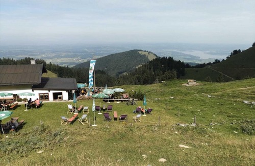 Aschau im Chiemgau Apartment | The mountaineering village invites you: Vacation apartment ciao-aschau Förster
