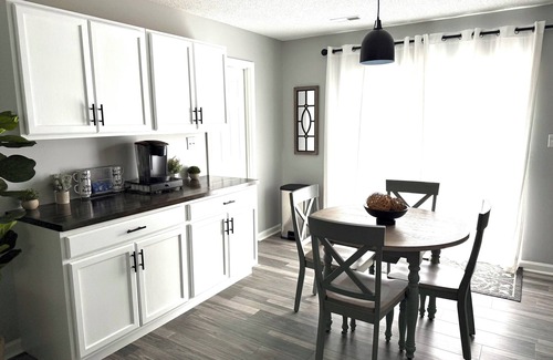 Somerset House | The Nest at Lake Cumberland is the perfect getaway!