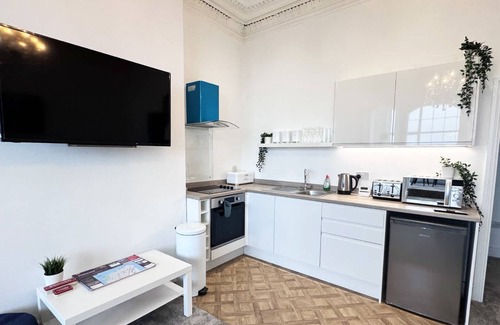 Fleetwood Apartment | The New Sandpiper - A Sea View Retreat