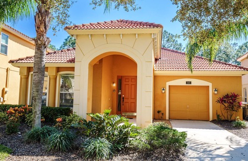 Watersong House | The New Woodlands Villa @ Watersong - A 4 bed 3 bath South Facing Pool Home