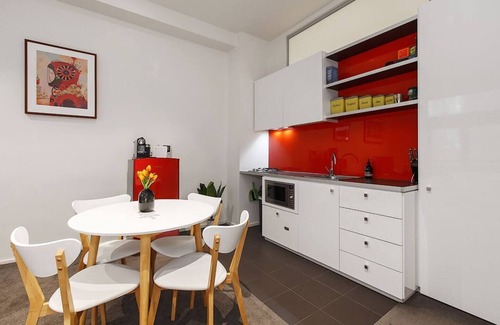 Melbourne Central Business District Apartment | The Nook A Prime Location to Explore Melbourne