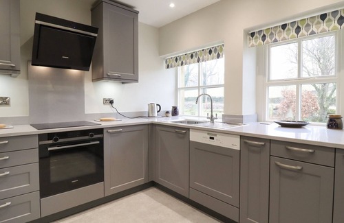 Skipton Cottage | THE NOOK, BANK NEWTON, character holiday cottage in Gargrave