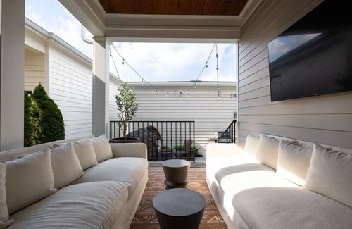 Prospect House | The Norton Commons Lavish