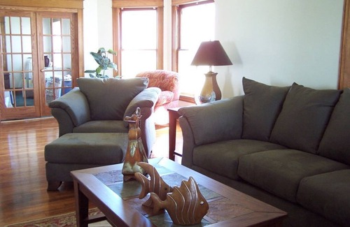North Rose Cabin | The Oak Park Inn @ Oak Park Marina & Resort~ The Ultimate Vacation Getaway!