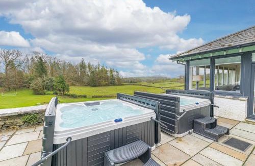 Windermere House | The Oaks