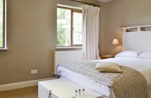Clee Stanton House | The Old Chapel. Charming countryside retreat Pass the Keys
