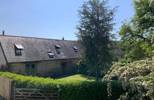 Pembroke House | The Old Cowshed - Swallows Cottage