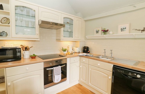 York Cottage | THE OLD FORGE, pet friendly, character holiday cottage in Stillington