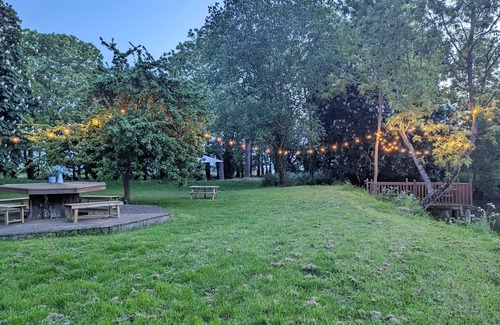 Pocklington House | The Old Forge - Unique and Peaceful Rural Stay in the Heart Of Yorkshire