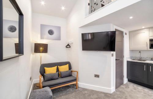 York Apartment | The Old Hotel - The Hole in the Wall