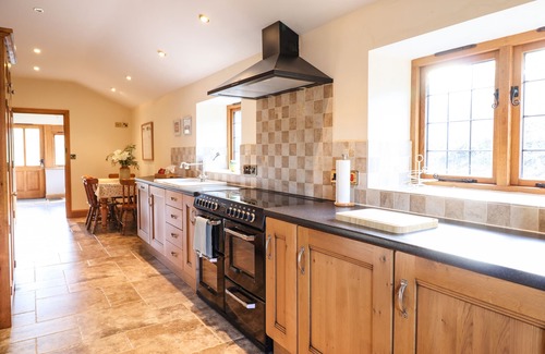 Llanidloes Cottage | THE OLD HOUSE, family friendly, luxury holiday cottage in Llanidloes