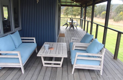 Paynes Crossing House | The Old School House. A beautiful house in the Hunter Valley close to Wollombi.