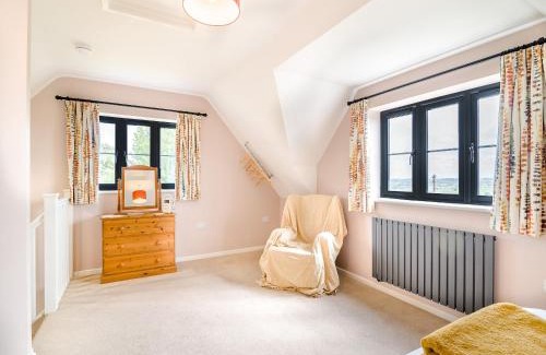 Cheddar House | The Old Stable At Henley View