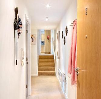 Harrogate City Centre Apartment | The Old Toffee Works, Montpellier Quarter, Next to Pump Rooms FREE PARKING