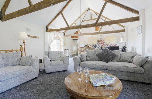 Downderry Cottage | The Old Wagon House, views over the fields and sea