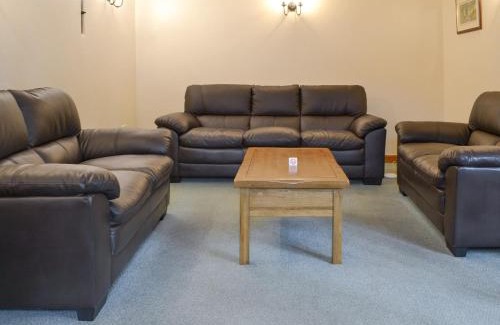 Foxley House | The Old Workshop - Ukc3740