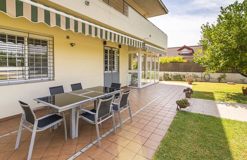 Distrito Norte Sierra Ski Chalet | The olive tree house in Córdoba