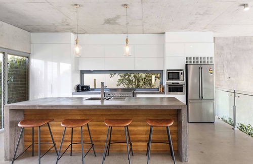 Yaroomba House | The Opal at Coolum - Mountain & Ocean Views