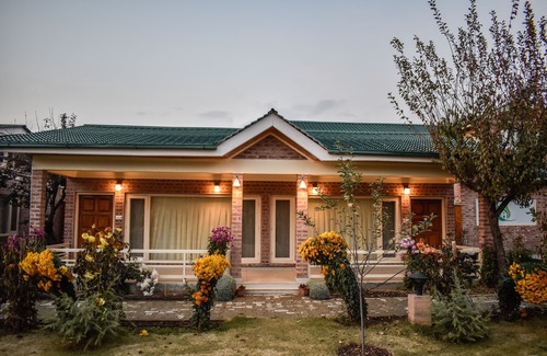 Brein Hotel | The Orchard Retreat & Spa, Srinagar