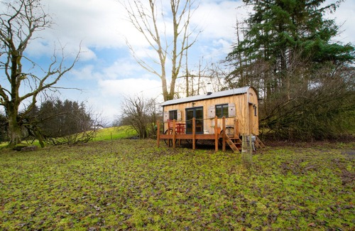 Trecastle House | The Orient Express - One Bedroom House, Sleeps 2