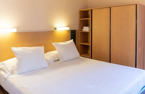 Villeneuve-les-Beziers Hotel | The Originals City, Hôtel Le Pavillon, Béziers Est