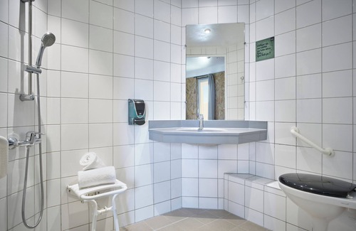 Seclin Hotel | The Originals Access, Hôtel Moustache, Seclin