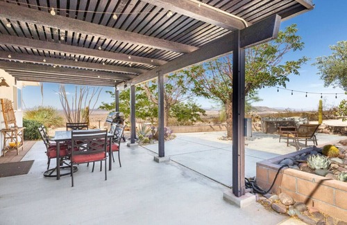 Panorama Heights House | The Outpost Joshua Tree: Hot Tub, GameRoom, JTNP