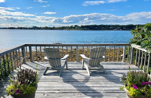 Mid-Coast and Islands House | The Overlook- Enjoy stunning sunsets from this well-appointed Bailey Isl home