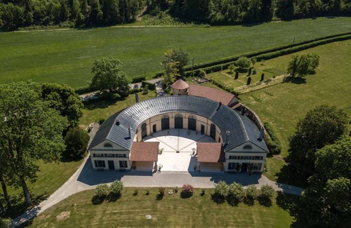 Syam Apartment | The Palladian Villa, Chateau de Syam