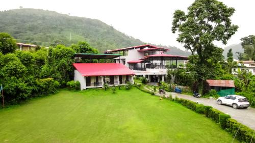 Bhagtpura Hotel | The Palm Pool Resort, Bhimtal