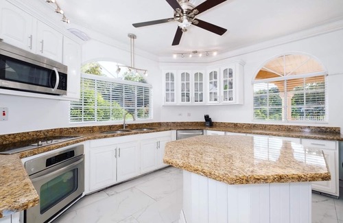 Oracabessa Villa | The Palms at Oracabessa *Luxury Vacation Rental* Fully Staffed