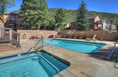 Durango Condo | The Passport Suite (#5) | Near FLC, Town, Trails, Golf - Pool & Hot Tub