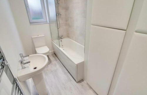 Altofts House | The Perfect Bedroom to Rent