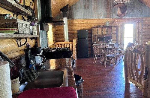 Lewistown Cabin | The Perfect 'Get Away' Beautifully Crafted Log Cabin On Private Reservoir