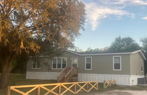 Clewiston House | The Perfect Get Away !