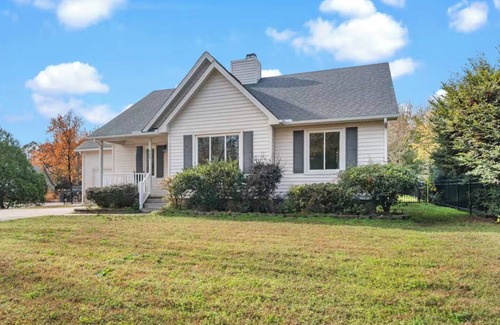 Apex House | The Perfect Spot in Perry Farms, Apex, NC