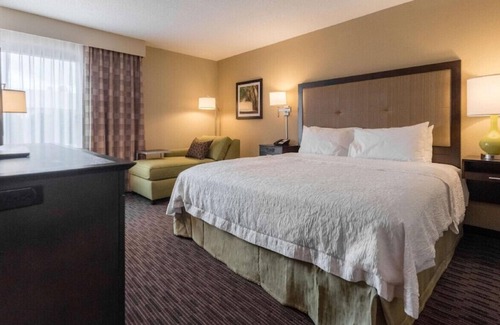 Meridian House | The Perfect Spot to Rest near Bonita Lakes Mall!-S