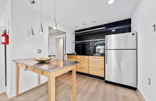 Birch Park Finger Streets House | The perfect Vacation next to the Ocean in the heart of Fort Lauderdale Beach.