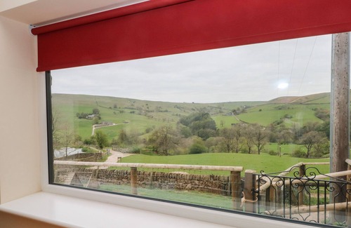 Allgreave Cottage | THE PIGGERY, romantic, with a garden in Sutton Near Macclesfield