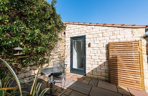 Slingsby Cottage | The Pigsty - sleeps 2 guests in 1 bedroom