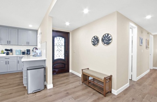 West Covina House | The Pinnacle of Coastal Comfort: 3 Bedrooms, 2 Baths, Streaming Joy, Patio BBQ, and Spacious Parking