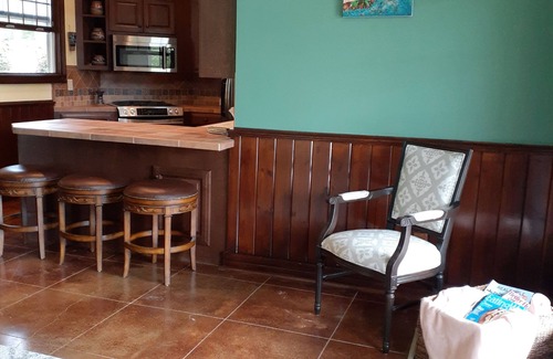 Starkville House | The Pool House at 4300 - Only 5 minutes from campus and 10 to downtown!