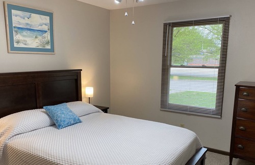 Belmond Condo | The Pool House